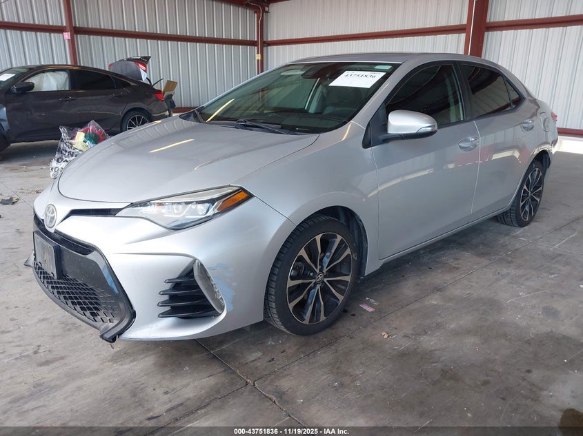 5YFBURHE1HP642794 2017 TOYOTA COROLLA photo no. 2