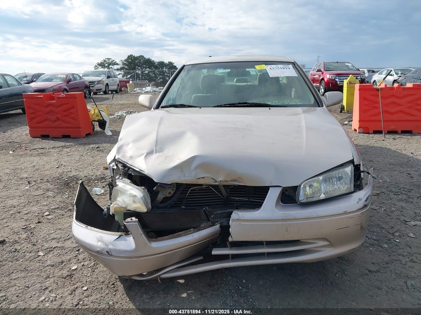 2000 Toyota Camry Ce VIN: 4T1BG22K4YU980024 Lot: 43751894