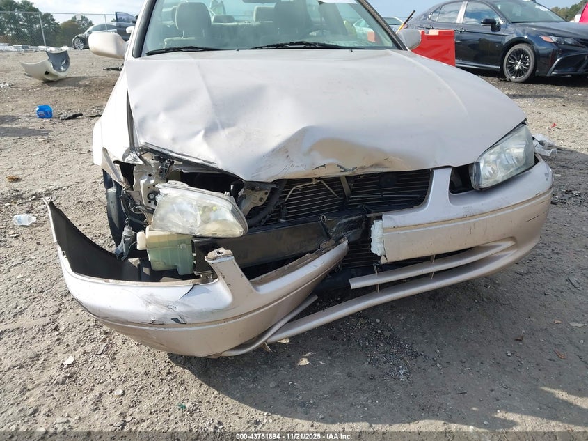 2000 Toyota Camry Ce VIN: 4T1BG22K4YU980024 Lot: 43751894