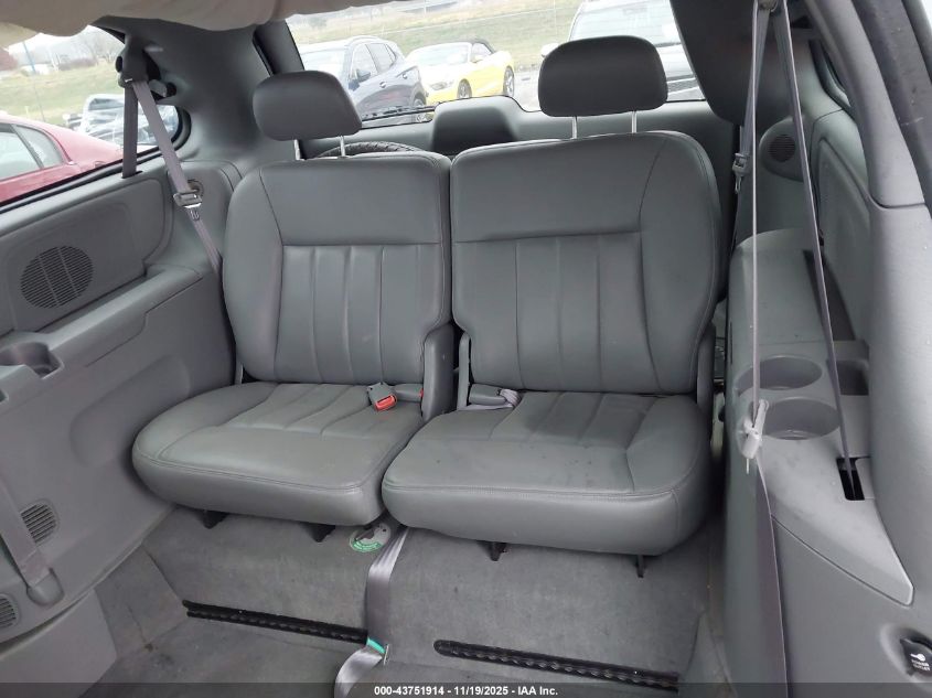 2004 Dodge Grand Caravan Sxt VIN: 2D4GP44L54R615857 Lot: 43751914