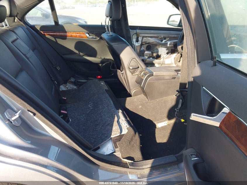 2009 Mercedes-Benz C 300 Sport 4Matic VIN: WDDGF81X79R081018 Lot: 43751949