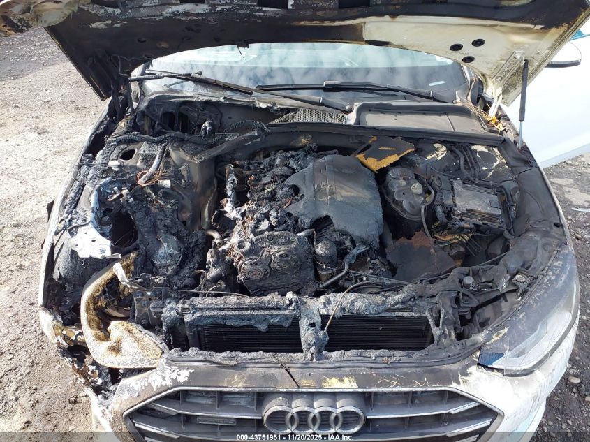 2021 Audi A4 Premium 40 Tfsi Quattro S Tronic VIN: WAUABAF49MA027337 Lot: 43751951