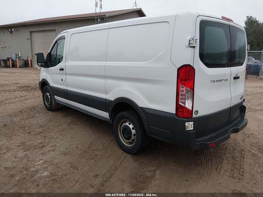 1FTYR1ZM3FKA32717 2015 FORD TRANSIT photo no. 3