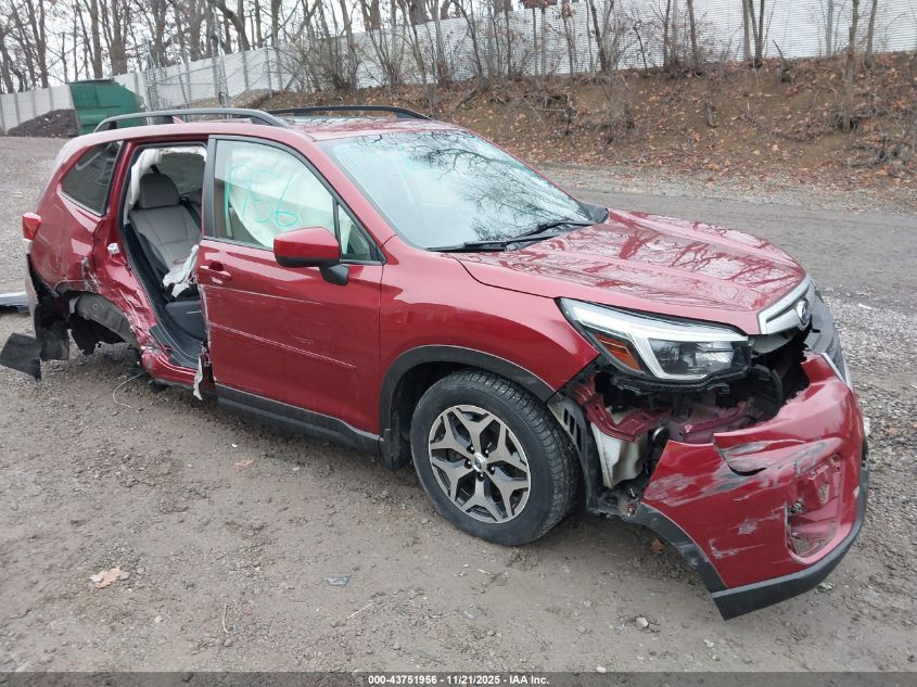 SUBARU FORESTER PREMIUM