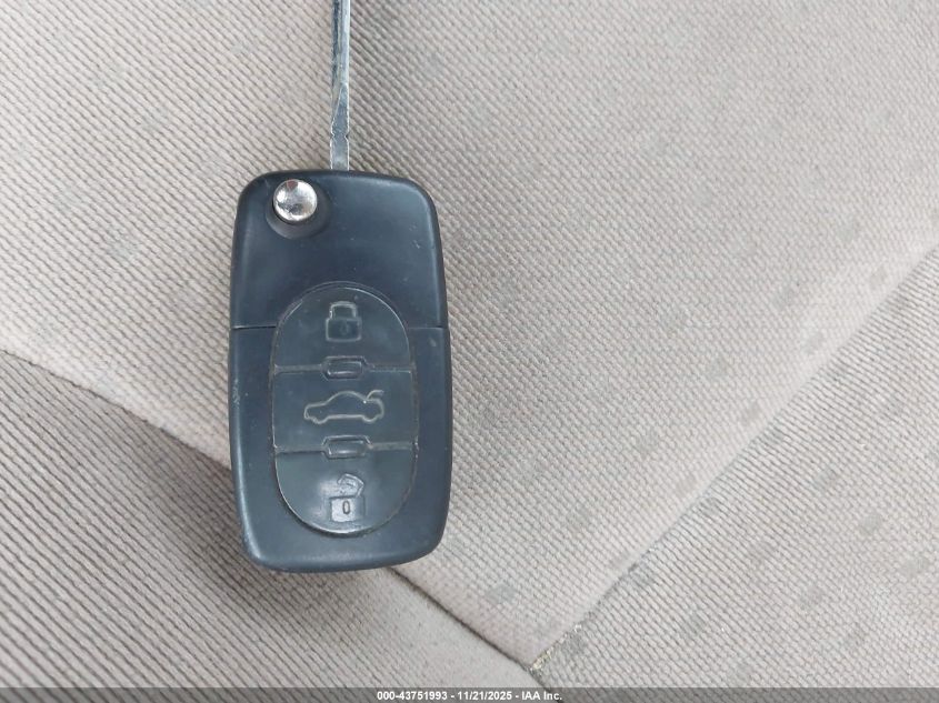 2000 Volkswagen Passat Gls VIN: WVWMA23B8YP162940 Lot: 43751993