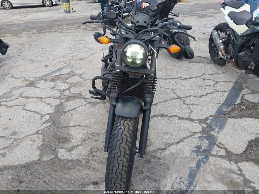 MLHPC5616J5100186 2018 HONDA CM photo no. 5