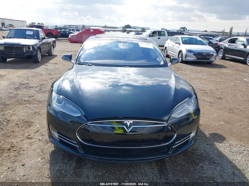 2012 Tesla Model S Performance/Signature Performance VIN: 5YJSA1DP2CFP01471 Lot: 43751997