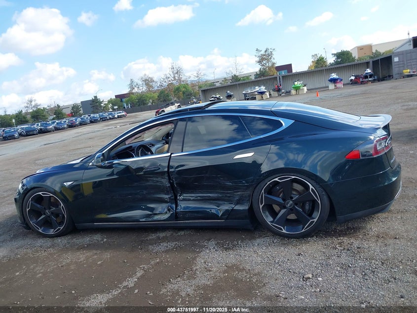 2012 Tesla Model S Performance/Signature Performance VIN: 5YJSA1DP2CFP01471 Lot: 43751997
