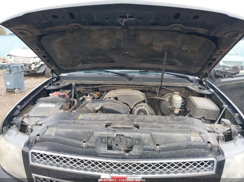 2008 Chevrolet Tahoe Lt VIN: 1GNFK13038J131233 Lot: 43752011