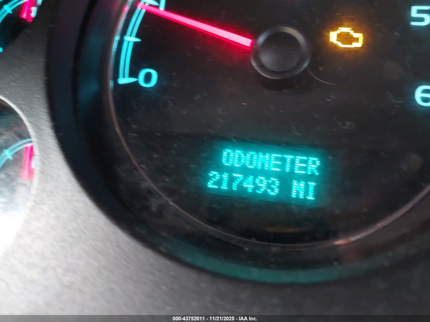 2008 Chevrolet Tahoe Lt VIN: 1GNFK13038J131233 Lot: 43752011