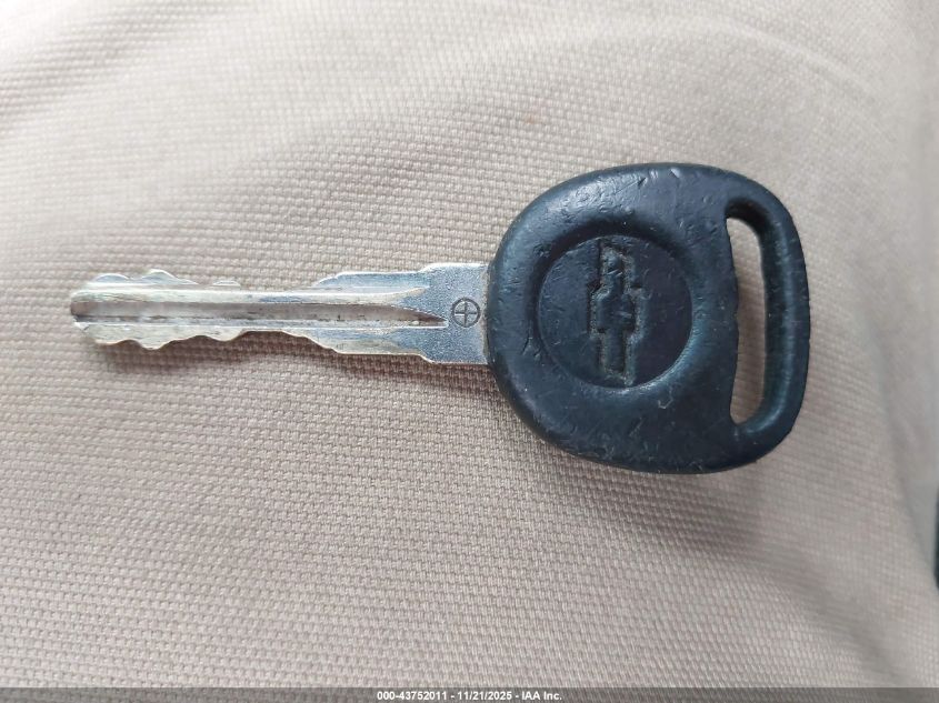 2008 Chevrolet Tahoe Lt VIN: 1GNFK13038J131233 Lot: 43752011