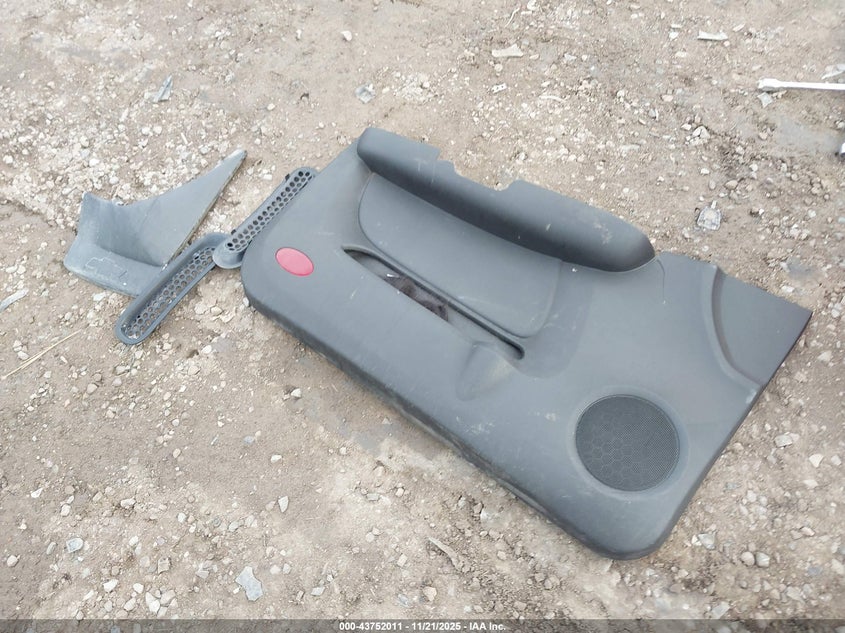 2008 Chevrolet Tahoe Lt VIN: 1GNFK13038J131233 Lot: 43752011