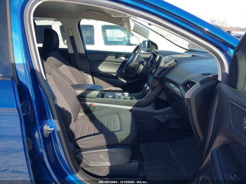 2FMPK4G97MBA25613 2021 FORD EDGE photo no. 5