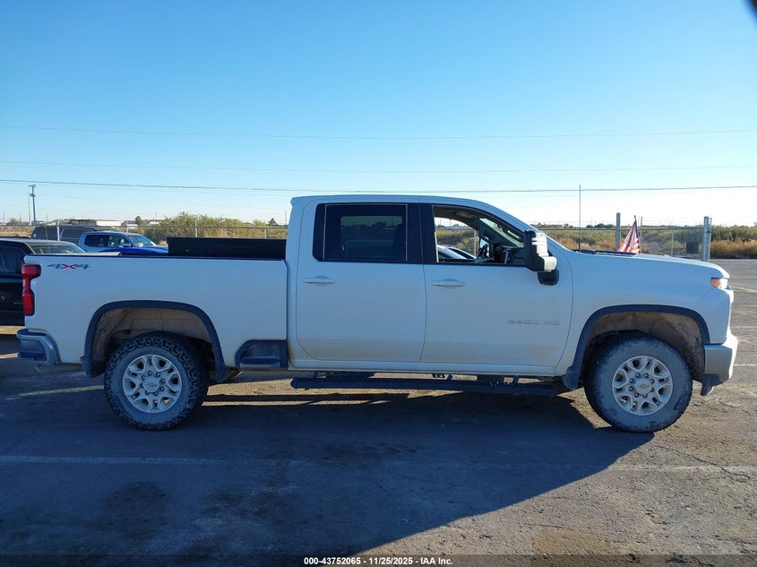 2022 Chevrolet Silverado 2500Hd 4Wd Standard Bed Lt VIN: 1GC4YNE72NF179031 Lot: 43752065