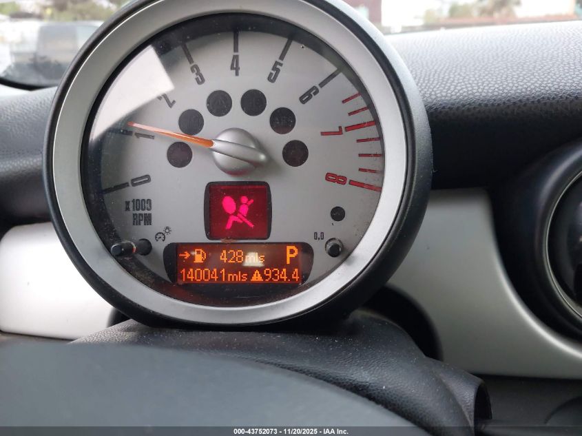 2009 Mini Cooper VIN: WMWMF33579TW79816 Lot: 43752073