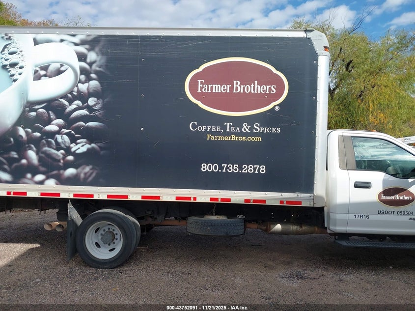 2017 Ford F-550 Chassis Xl VIN: 1FDUF5GT6HEB92693 Lot: 43752091