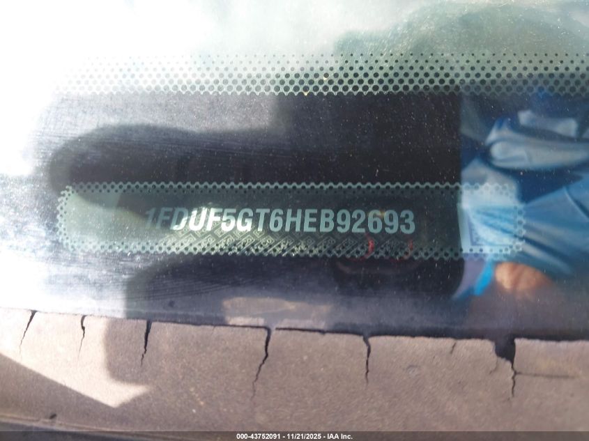 2017 Ford F-550 Chassis Xl VIN: 1FDUF5GT6HEB92693 Lot: 43752091