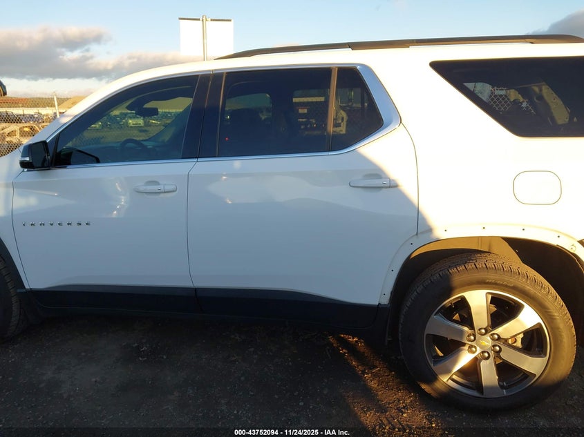 2019 Chevrolet Traverse 3Lt VIN: 1GNEVHKW5KJ228040 Lot: 43752094