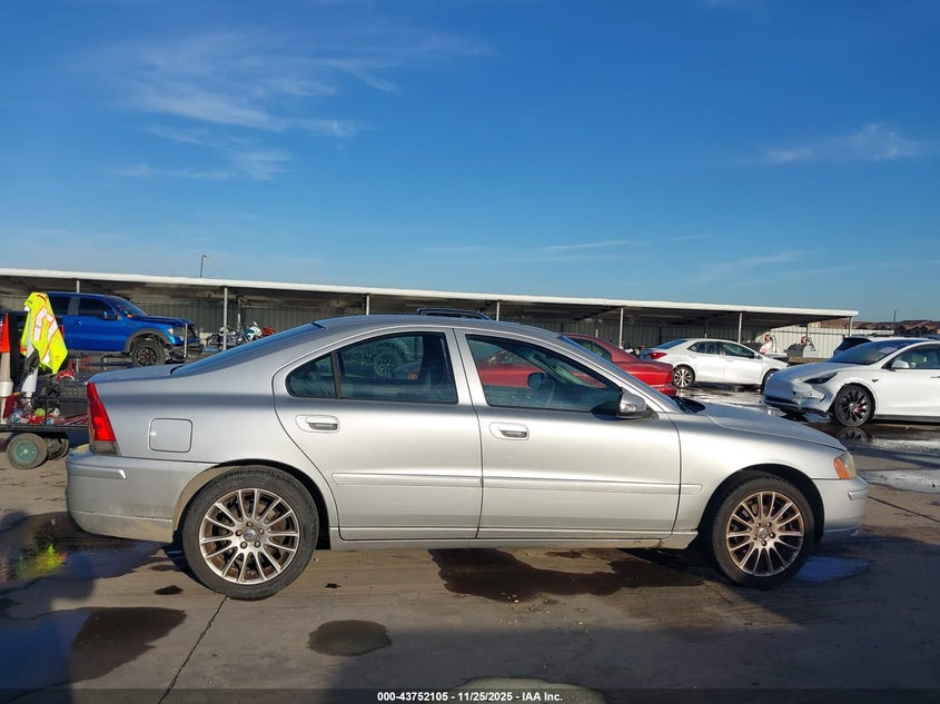 2007 Volvo S60 2.5T VIN: YV1RS592472628820 Lot: 43752105