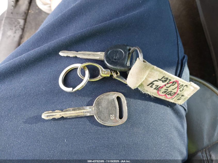 2007 Hummer H3 Suv VIN: 5GTDN13E678182324 Lot: 43752109