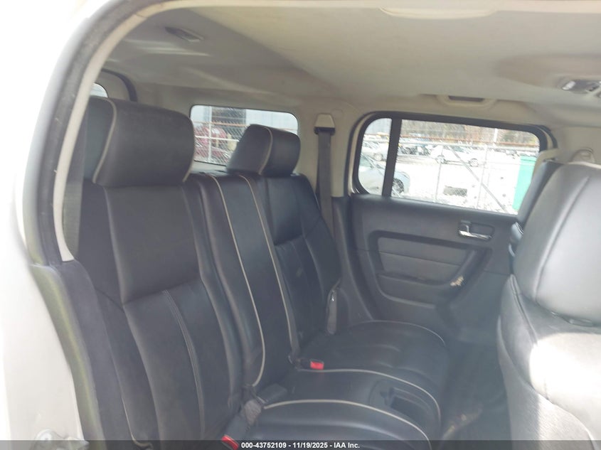 2007 Hummer H3 Suv VIN: 5GTDN13E678182324 Lot: 43752109