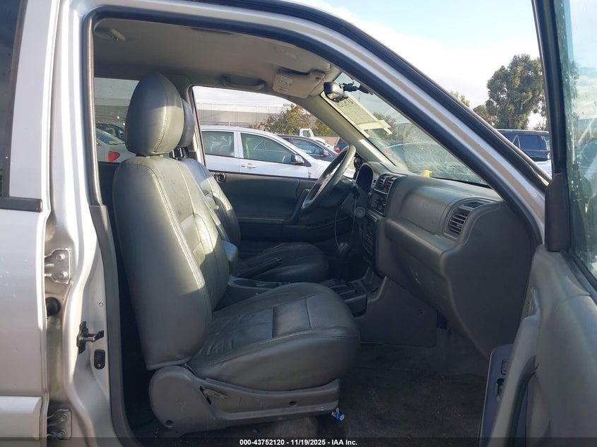 4S2CK58W314357524 2001 ISUZU RODEO photo no. 5
