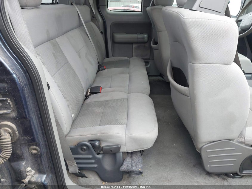 2005 Ford F-150 Fx4/Lariat/Xl/Xlt VIN: 1FTPX14595FB33978 Lot: 43752141