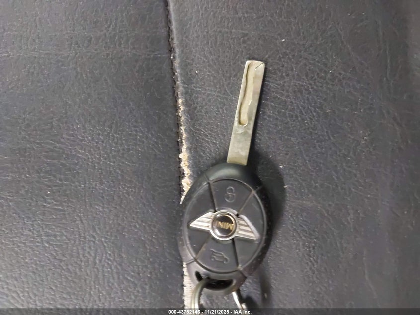 2005 Mini Cooper VIN: WMWRC33545TJ71991 Lot: 43752146