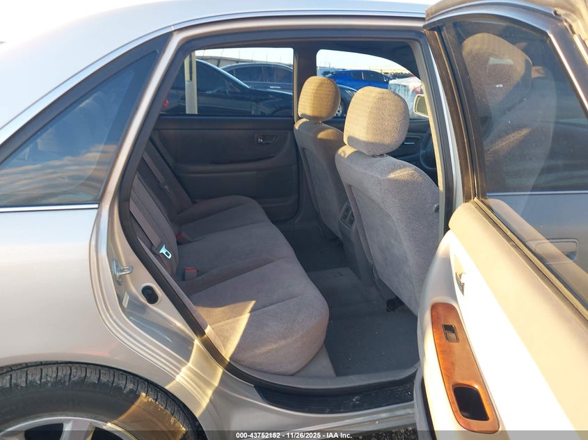 2002 Toyota Avalon Xls VIN: 4T1BF28B22U266040 Lot: 43752152