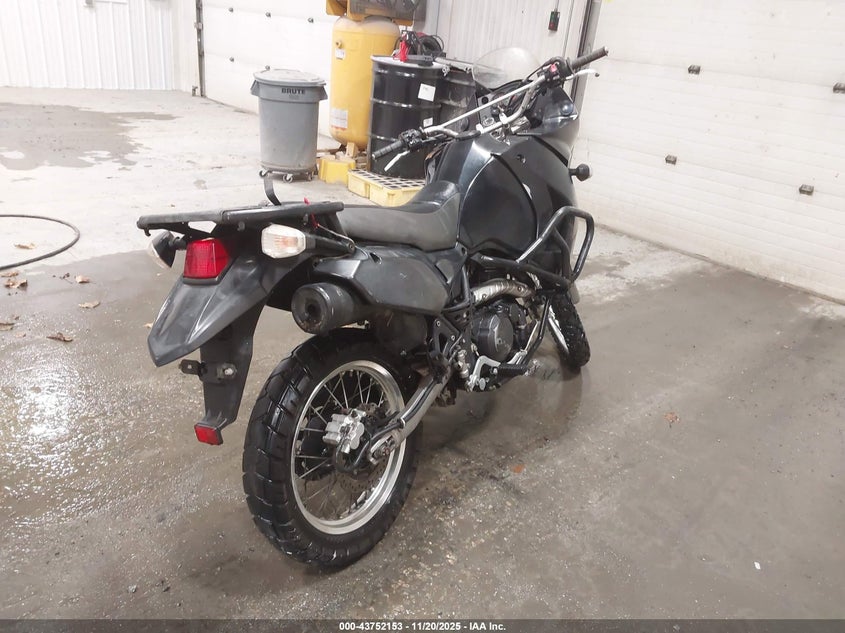 JKAKLEE14BDA36331 2011 KAWASAKI KLR 650 photo no. 4