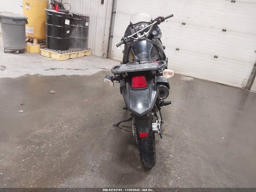2011 Kawasaki Kl650 E VIN: JKAKLEE14BDA36331 Lot: 43752153