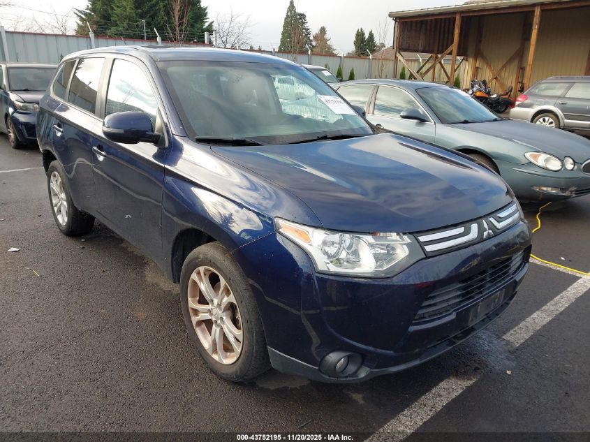 MITSUBISHI OUTLANDER SE