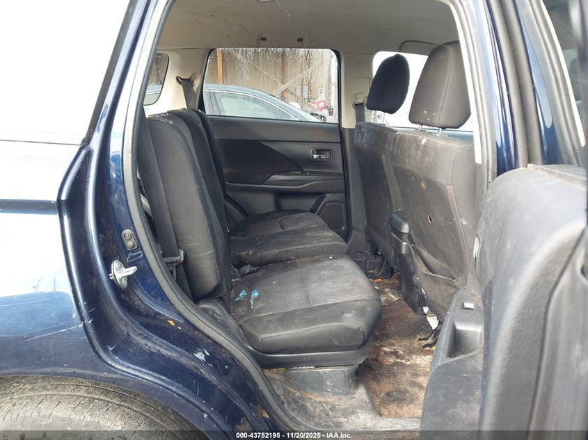 2014 Mitsubishi Outlander Se VIN: JA4AZ3A36EZ015507 Lot: 43752195