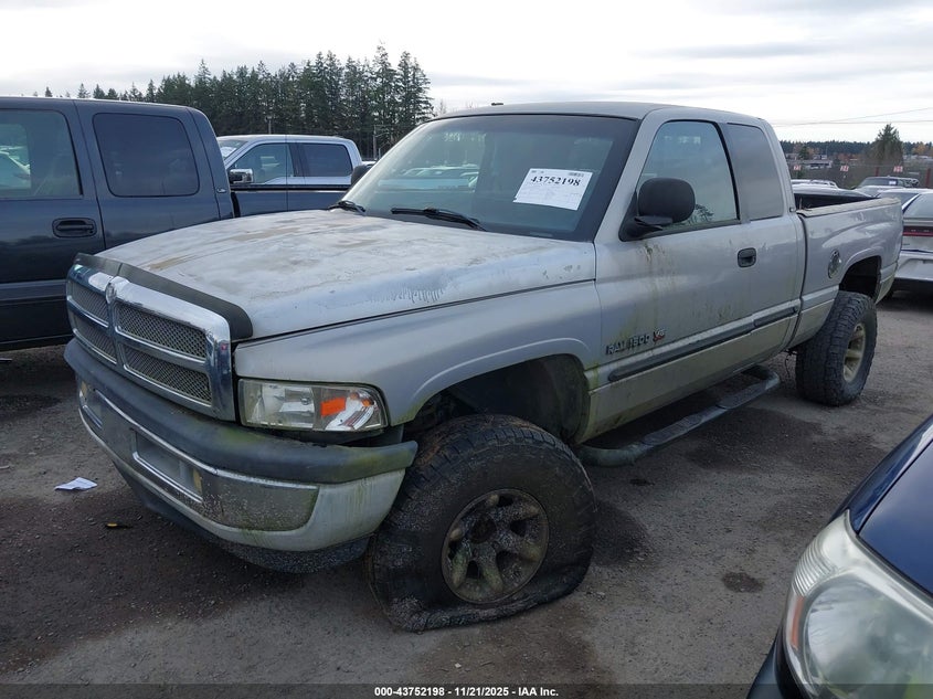 3B7HF13Z71M271797 2001 DODGE RAM photo no. 2