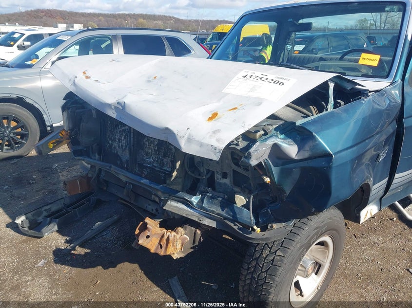 1994 Ford F150 VIN: 1FTDF15Y7RLA98461 Lot: 43752206