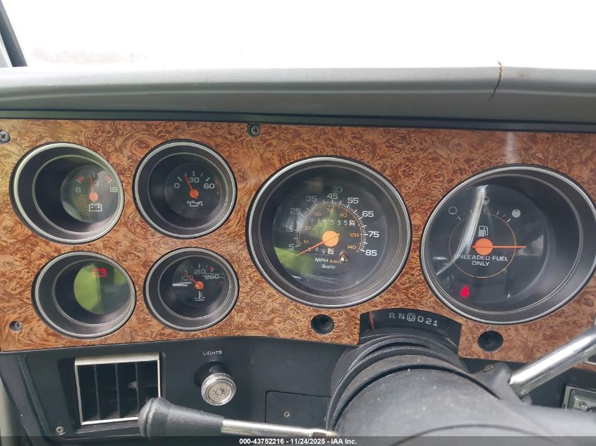 1990 Chevrolet Suburban R1500 VIN: 1GNER16K0LF100120 Lot: 43752216