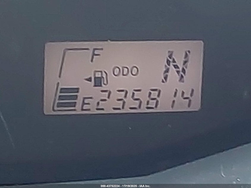 2008 Toyota Yaris VIN: JTDJT923385141005 Lot: 43752224