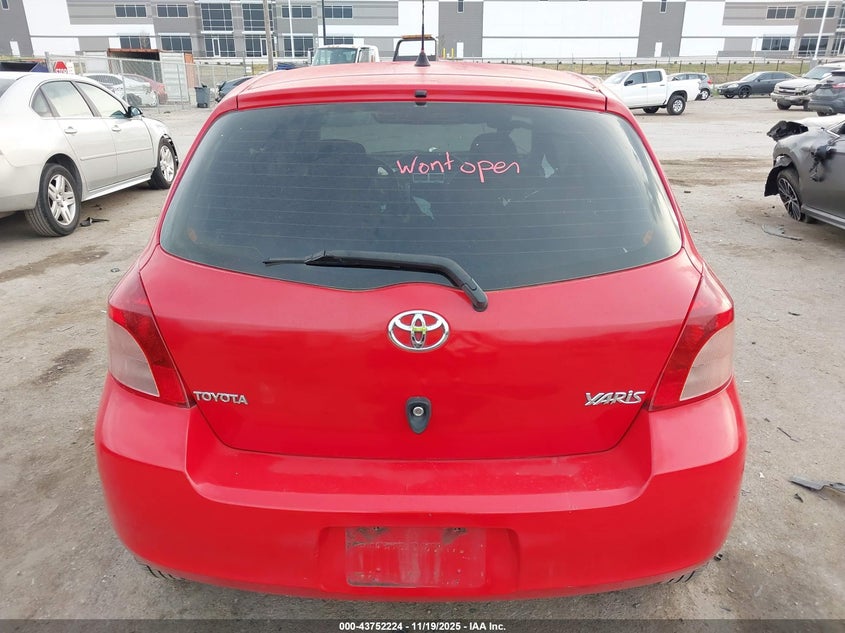 2008 Toyota Yaris VIN: JTDJT923385141005 Lot: 43752224