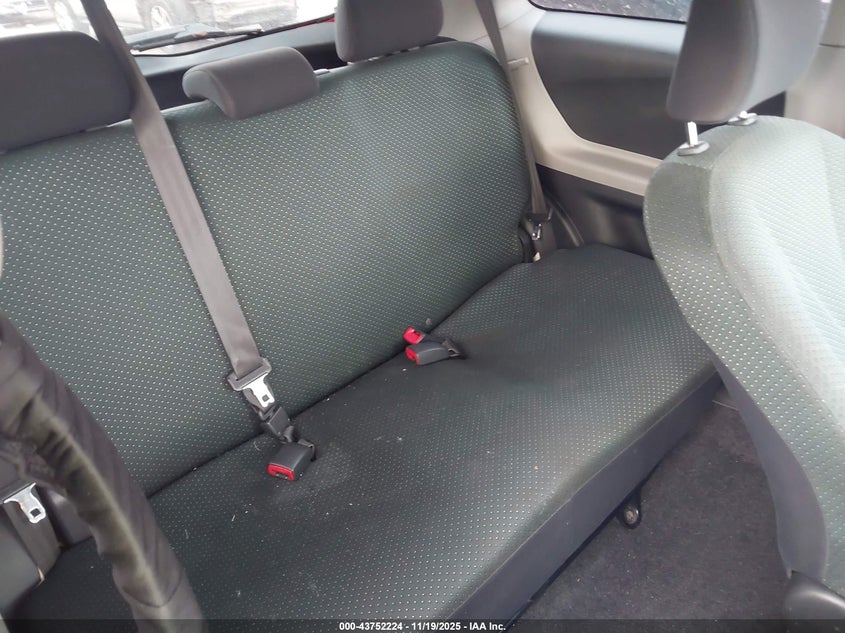 2008 Toyota Yaris VIN: JTDJT923385141005 Lot: 43752224