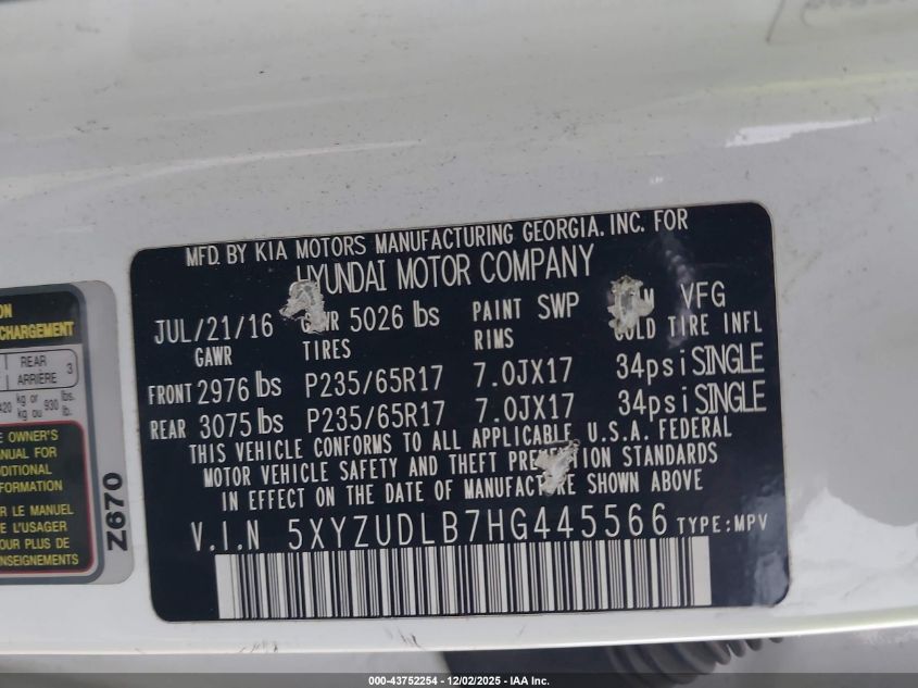 2017 Hyundai Santa Fe Sport 2.4L VIN: 5XYZUDLB7HG445566 Lot: 43752254