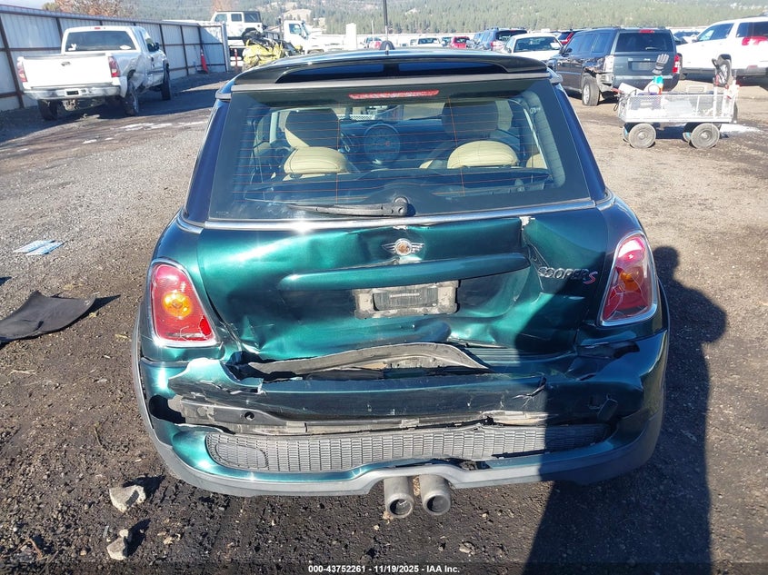 2008 Mini Cooper S VIN: WMWMF73528TV33586 Lot: 43752261