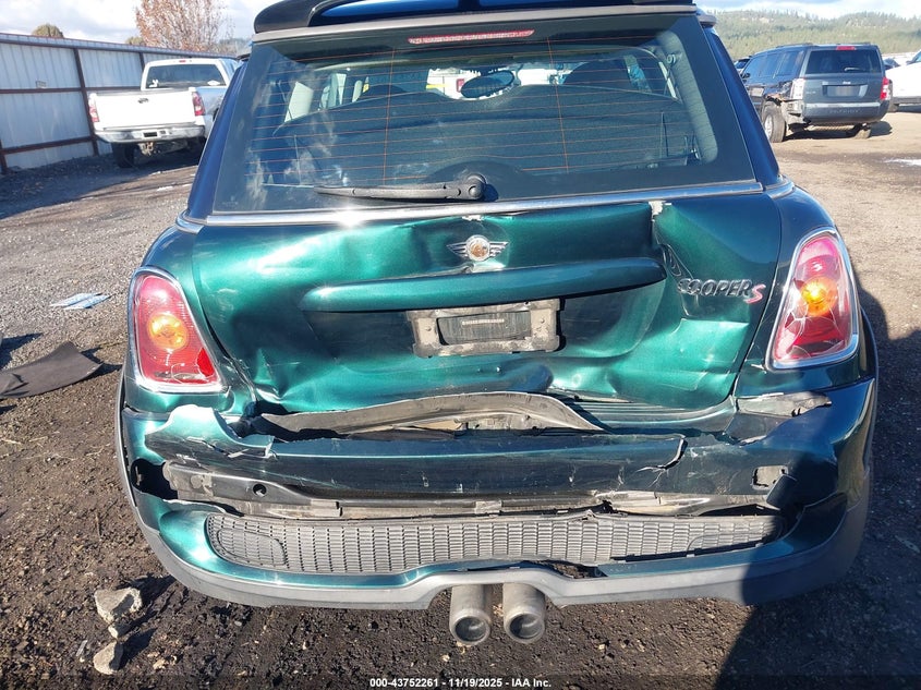 2008 Mini Cooper S VIN: WMWMF73528TV33586 Lot: 43752261
