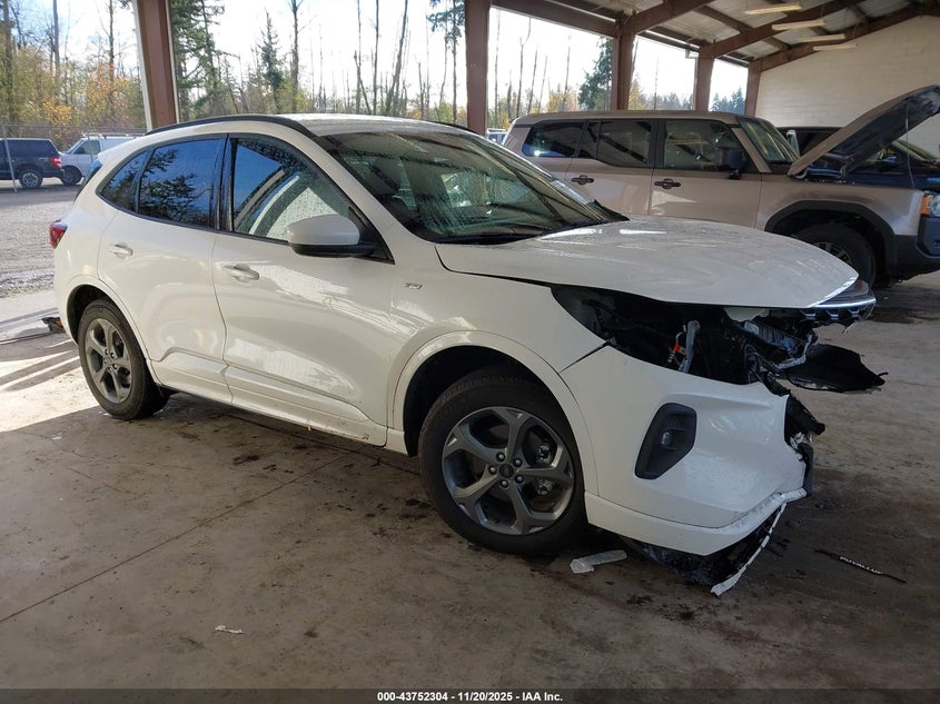 FORD ESCAPE ST-LINE SELECT