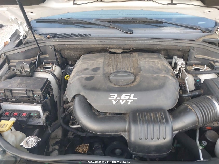 1C4RJEAG7CC327768 2012 JEEP GRAND CHEROKEE photo no. 10