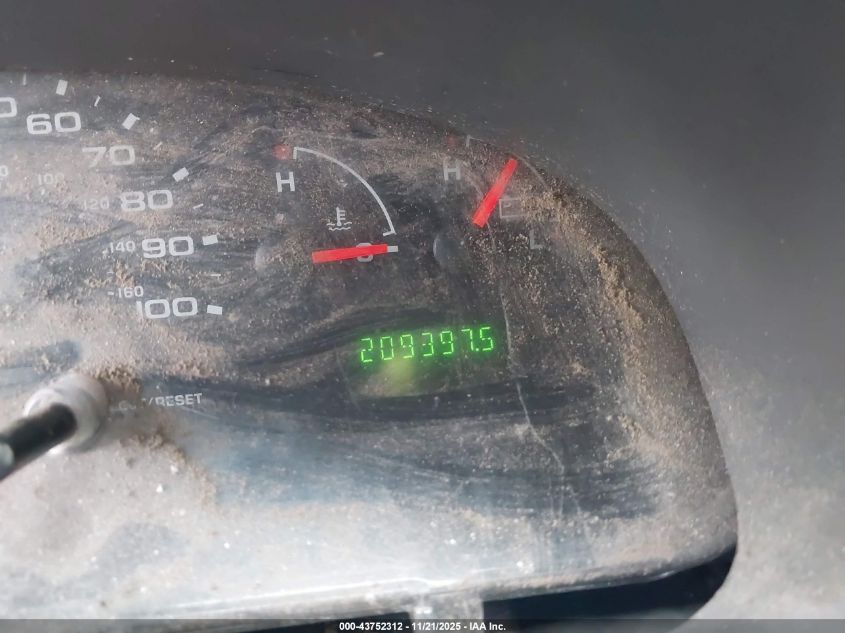 2005 Ford E-250 Commercial/Recreational VIN: 1FTNE24W55HB28020 Lot: 43752312