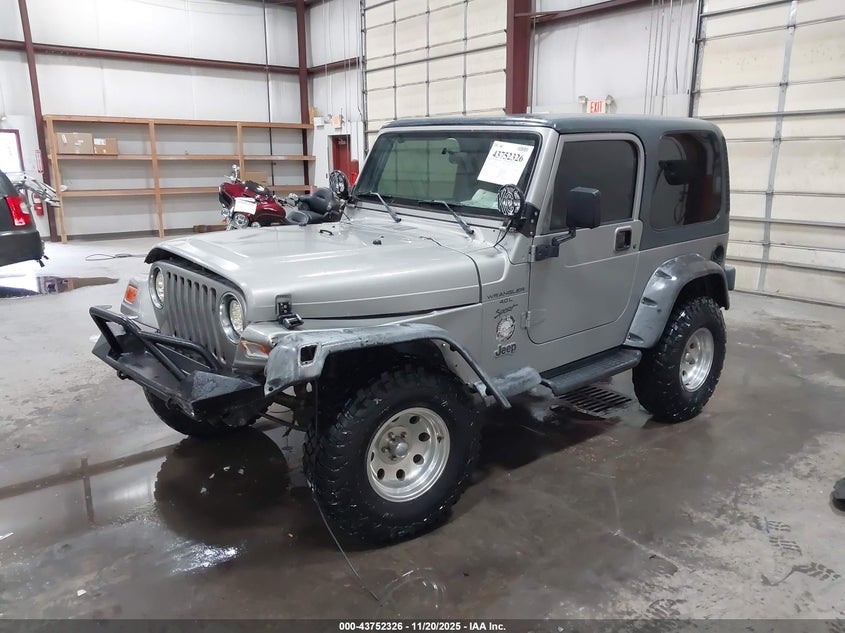 1J4FA49S2YP797321 2000 JEEP WRANGLER photo no. 2