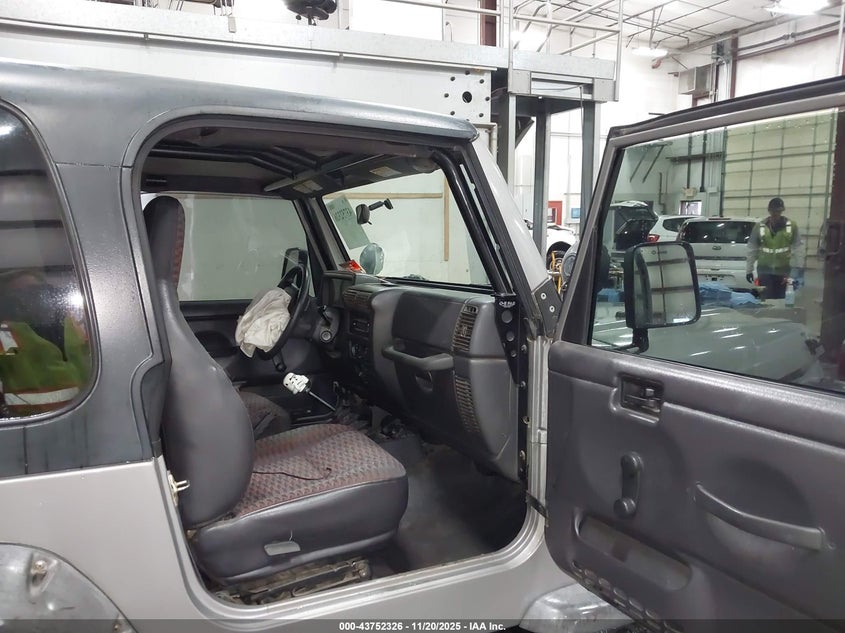 1J4FA49S2YP797321 2000 JEEP WRANGLER photo no. 5