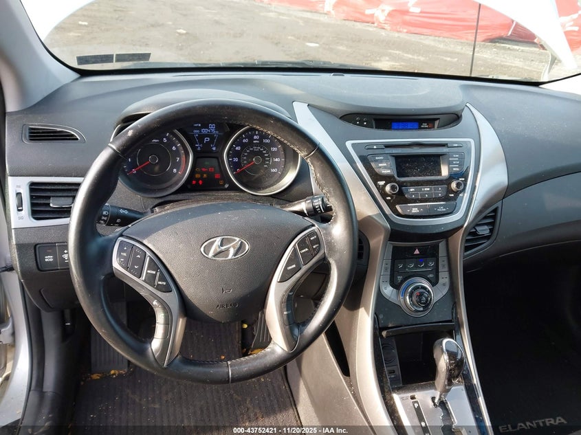 5NPDH4AE1DH399795 2013 HYUNDAI ELANTRA photo no. 15