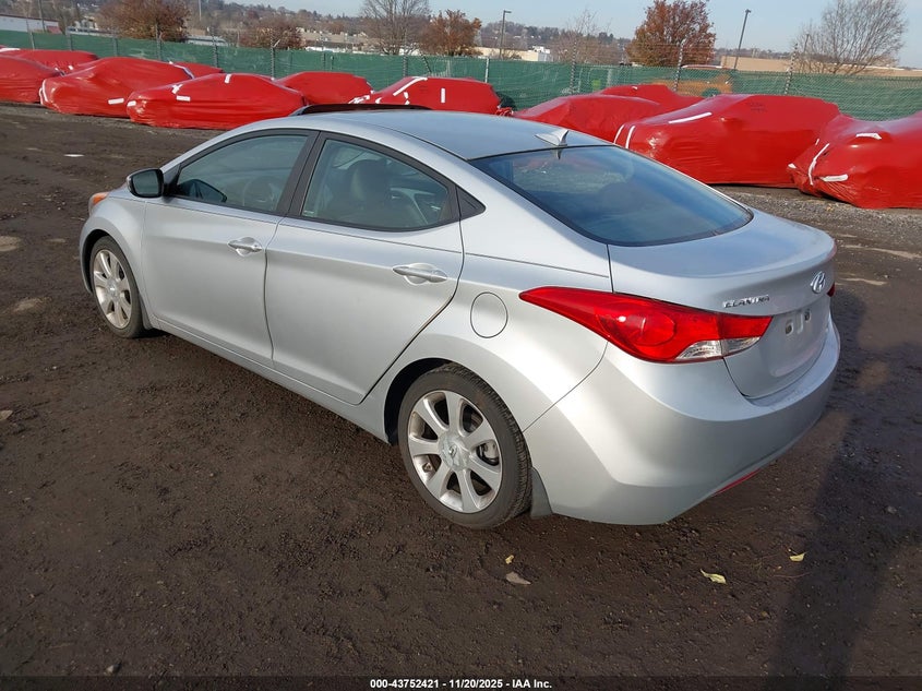 5NPDH4AE1DH399795 2013 HYUNDAI ELANTRA photo no. 3
