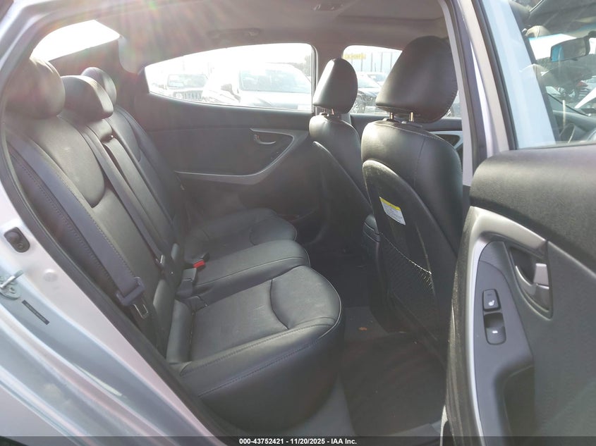 5NPDH4AE1DH399795 2013 HYUNDAI ELANTRA photo no. 8